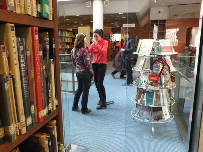 Sismògraf acosta dansa i biblioteques amb el projecte Balla’m un llibre