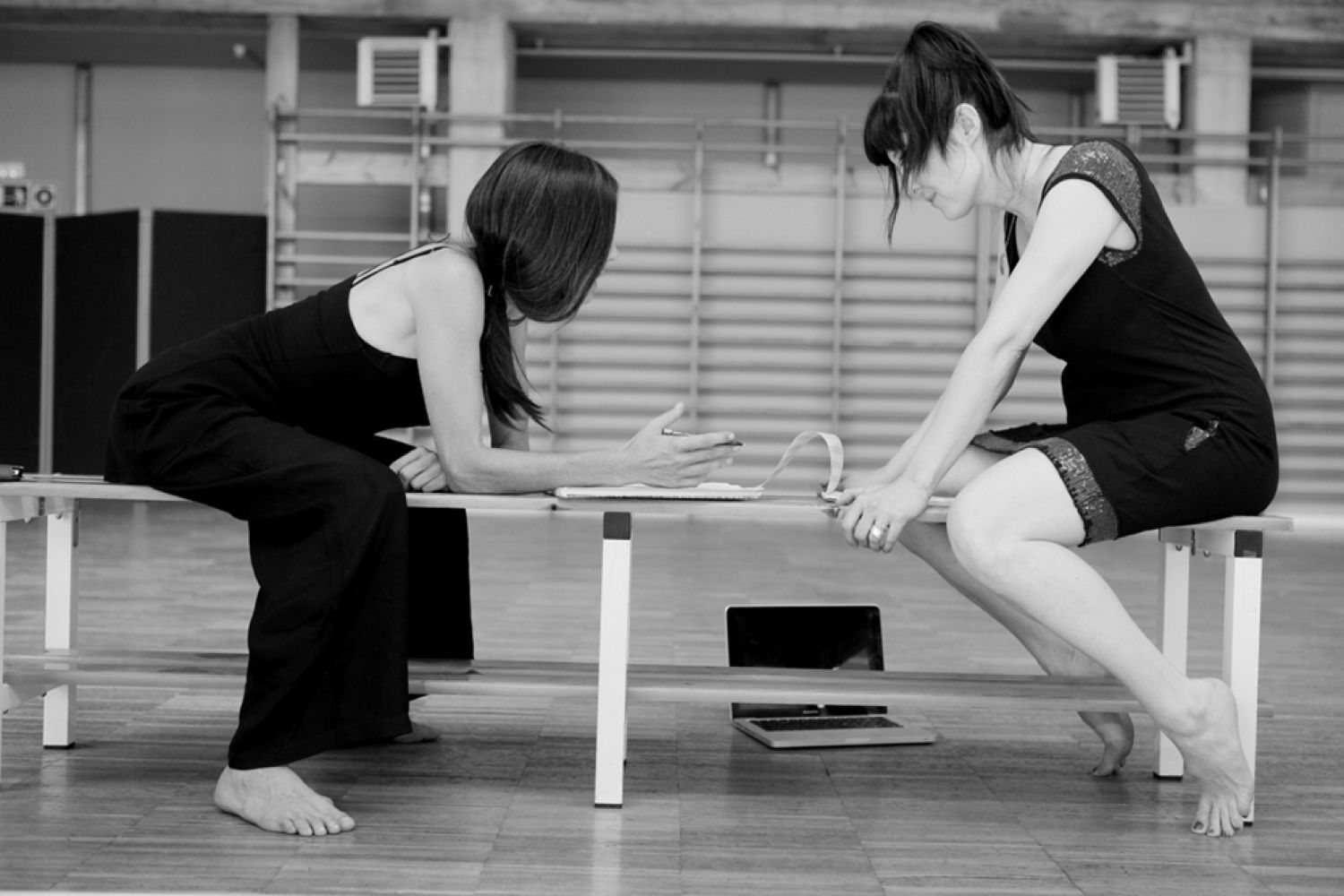 Inés Boza i Giullia Valle preparen nou espectacle pel Sismògraf 2016 Inés Boza i Giullia Valle preparen nou espectacle pel Sismògraf 2016
