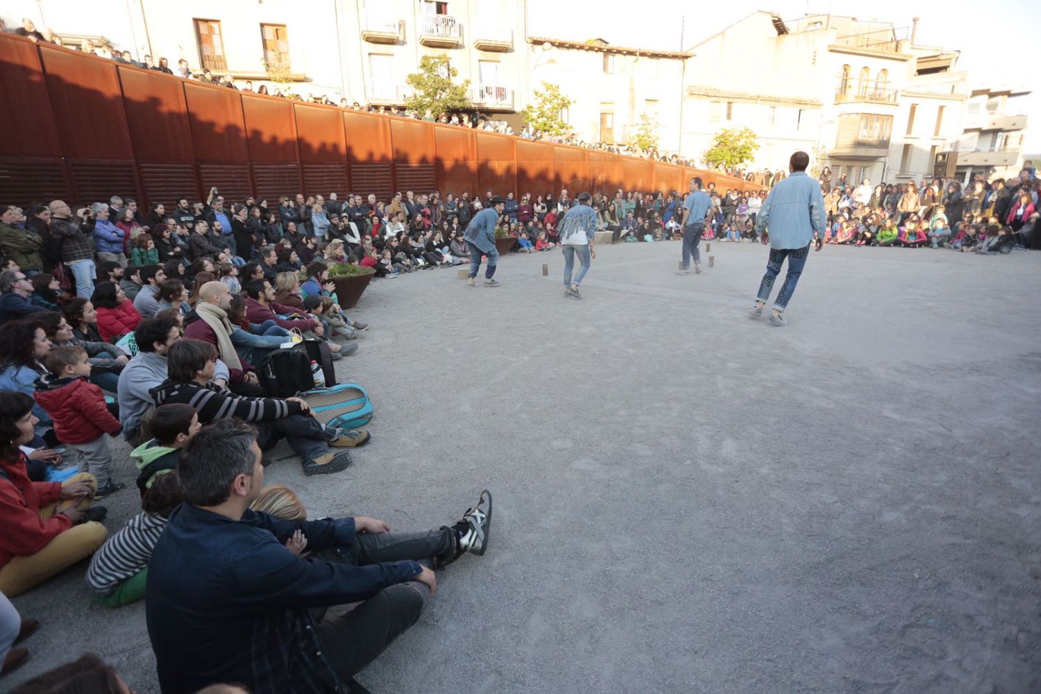 Dansa per a tots els públics, el divendres del Sismògraf Dansa per a tots els públics, el divendres del Sismògraf