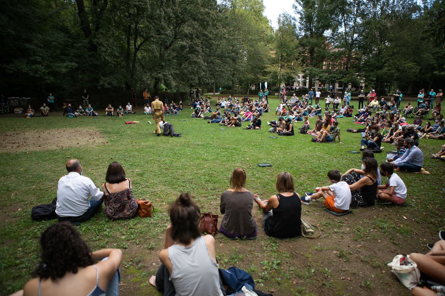 El Parc Nou i el Teatre Principal s'han tornat a omplir de dansa El Parc Nou i el Teatre Principal s'han tornat a omplir de dansa