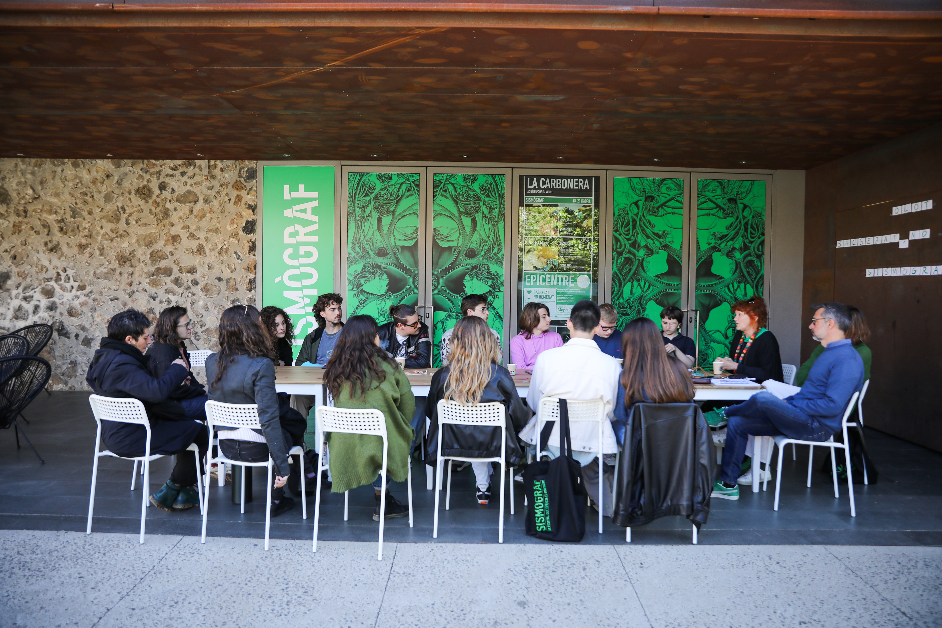 Xerrada a les Stalkers | © Martí Albesa